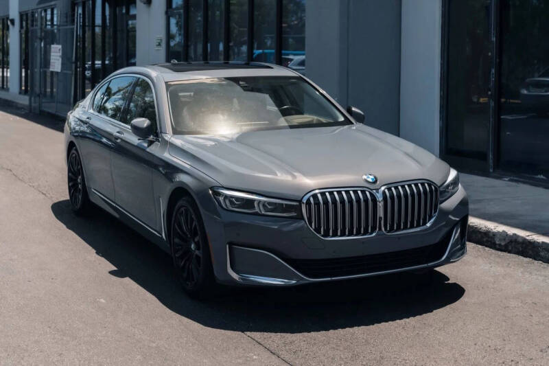 2022 BMW 7 Series 740i xDrive