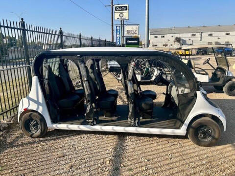 2024 GEM e6 6 Passenger Electric LSV