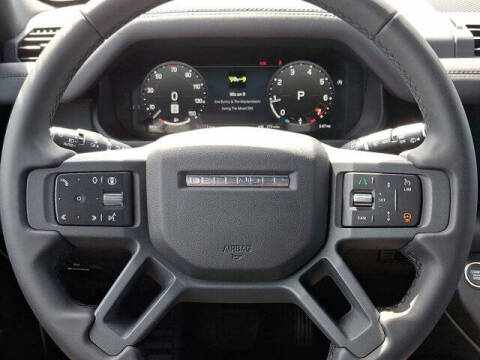 2025 Land Rover Defender 110 P500 X-Dynamic SE