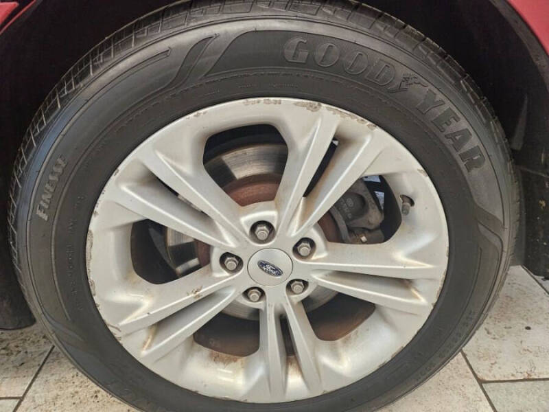 2014 Ford Taurus SEL