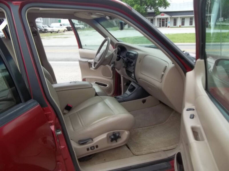 2000 Ford Explorer Eddie Bauer