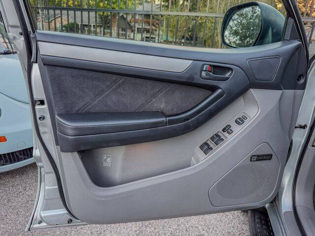 2004 Toyota 4Runner SR5