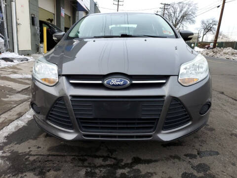 2013 Ford Focus for sale at SUNSHINE AUTO SALES LLC in Paterson NJ
