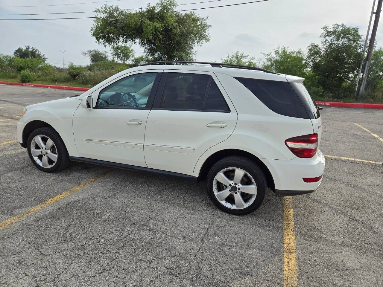 2009 Mercedes-Benz M-Class for sale at Outback Auto Group in New Braunfels, TX