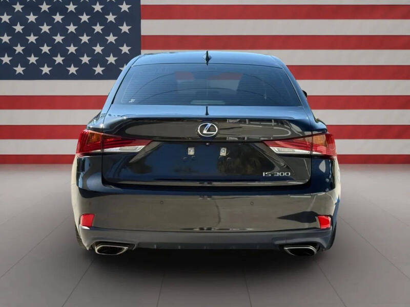 2019 Lexus IS 300