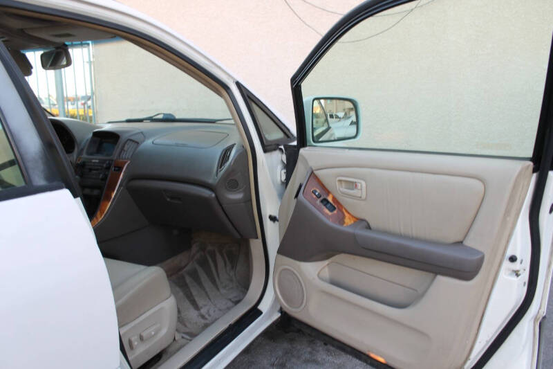 2000 Lexus RX 300