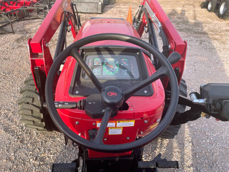 2025 Mahindra 4500 Series 4550
