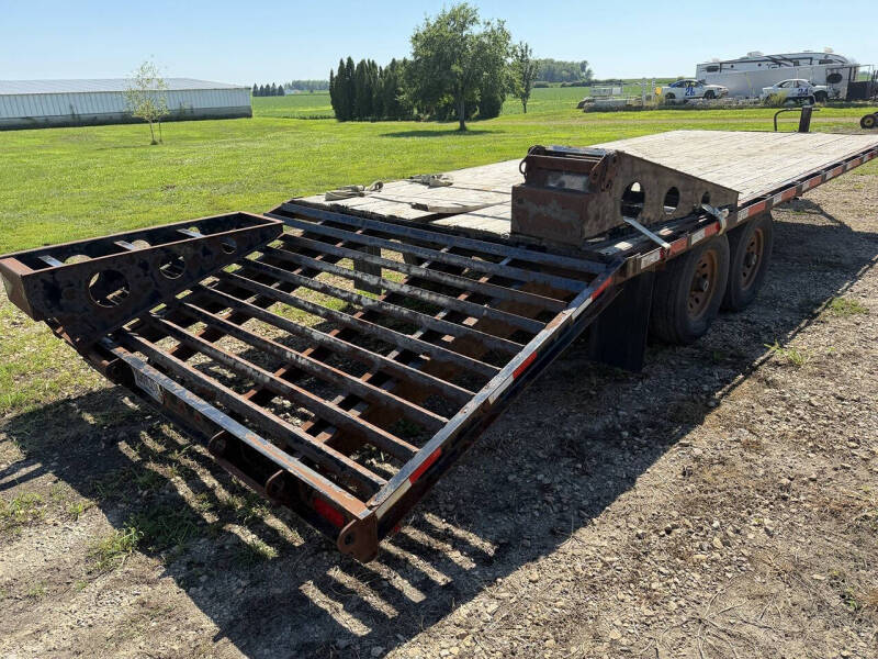 2014 Kieffer Built Bed Over Flat Bed 12000#