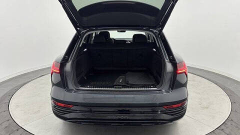 2024 Audi Q8 e-tron quattro Premium Plus