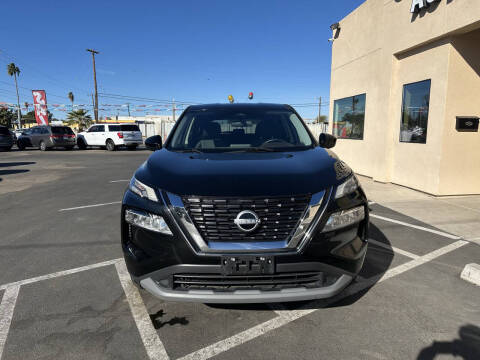 2022 Nissan Rogue for sale at 8TH STREET AUTO SALES in Yuma AZ