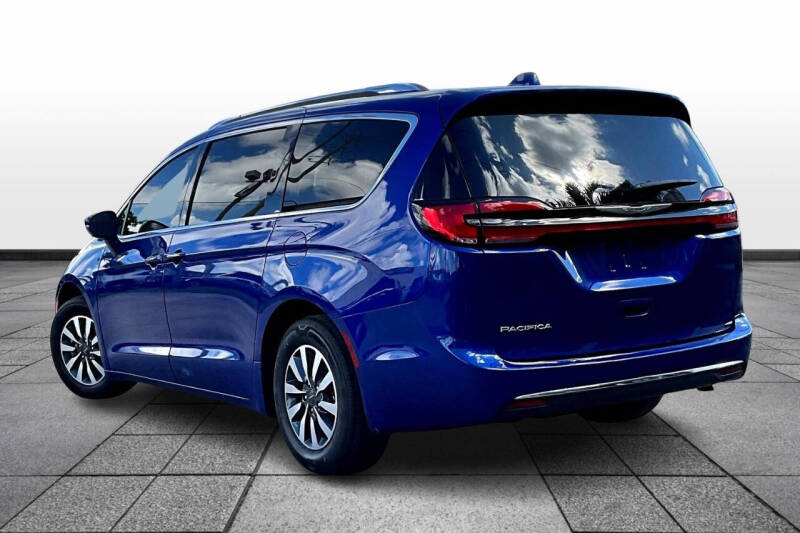 2021 Chrysler Pacifica Touring L