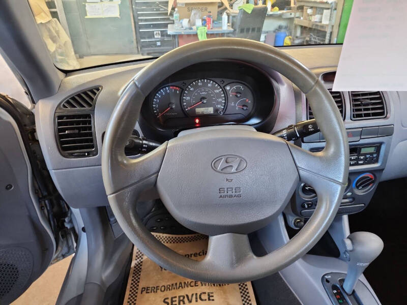 2005 Hyundai Accent GLS