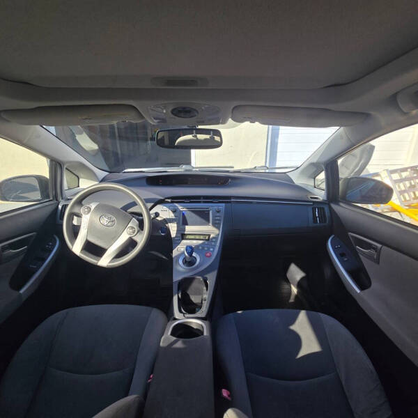 2012 Toyota Prius One