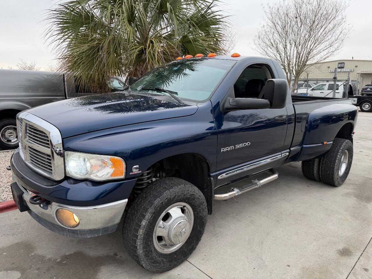 2004 Dodge RAM 3500 Laramie LB DRW 4WD