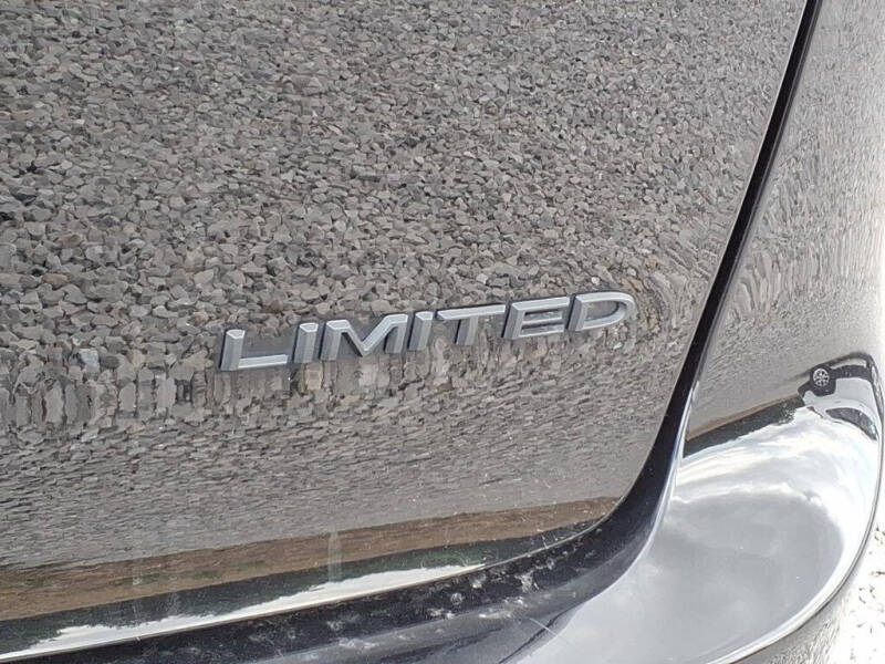2025 Chrysler Pacifica Limited
