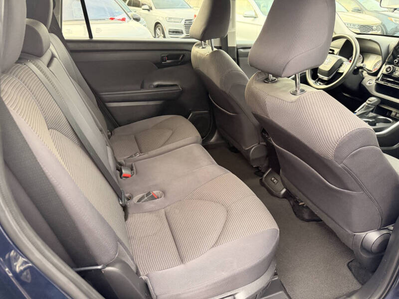 2021 Toyota Highlander L