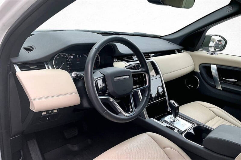 2023 Land Rover Discovery Sport P250 SE