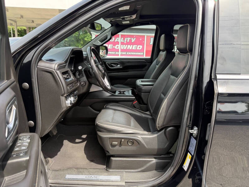 2022 GMC Yukon SLT