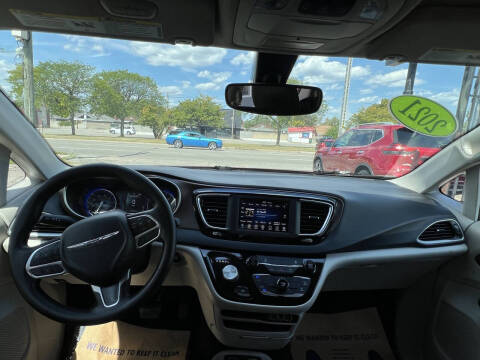 2021 Chrysler Voyager LXi