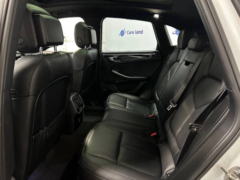 2018 Porsche Macan S