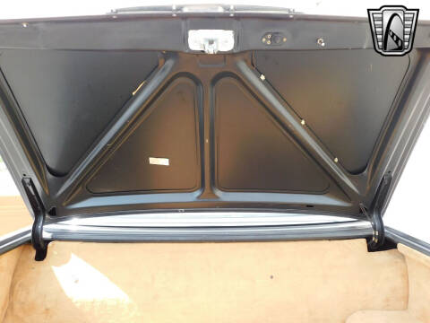 1981 Mercedes-Benz 380-Class 380 SL