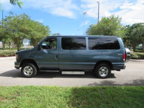 2013 Ford E-Series E-150 XLT