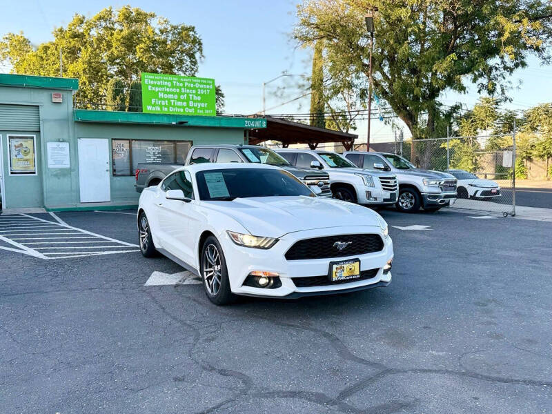 2017 Ford Mustang EcoBoost