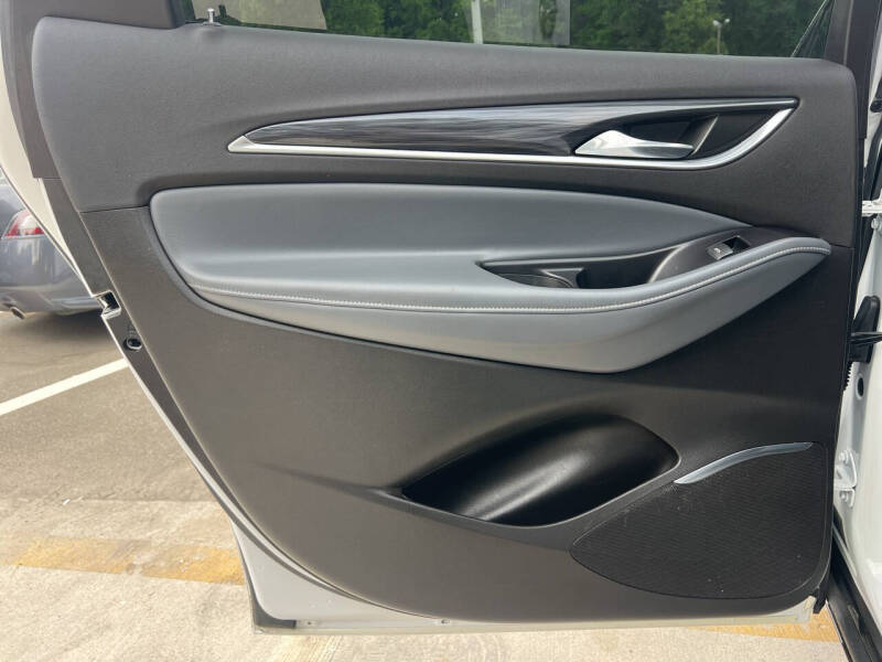 2018 Buick Enclave Essence