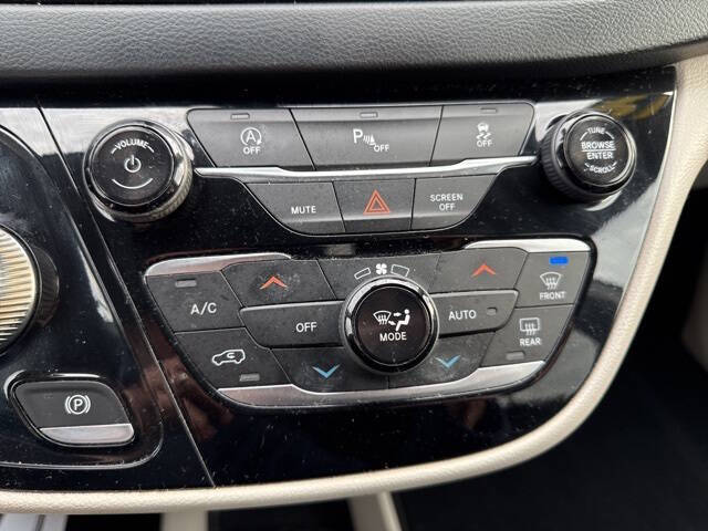 2019 Chrysler Pacifica Touring L Plus