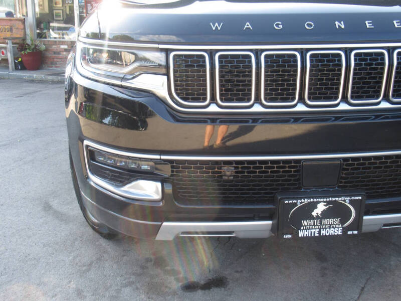 2022 Jeep Wagoneer