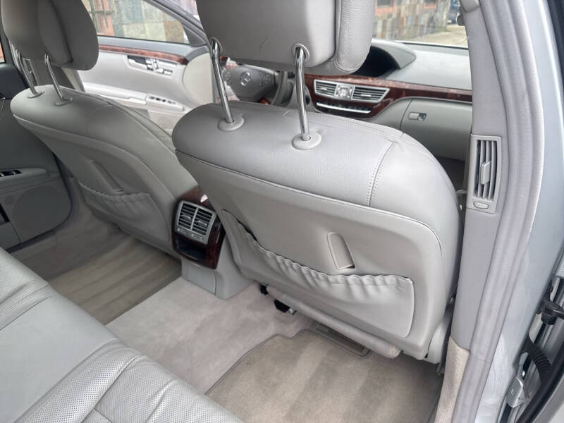 2010 Mercedes-Benz S-Class S 550