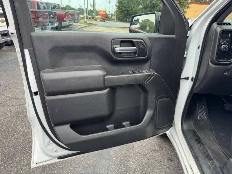 2020 Chevrolet Silverado 1500 Custom