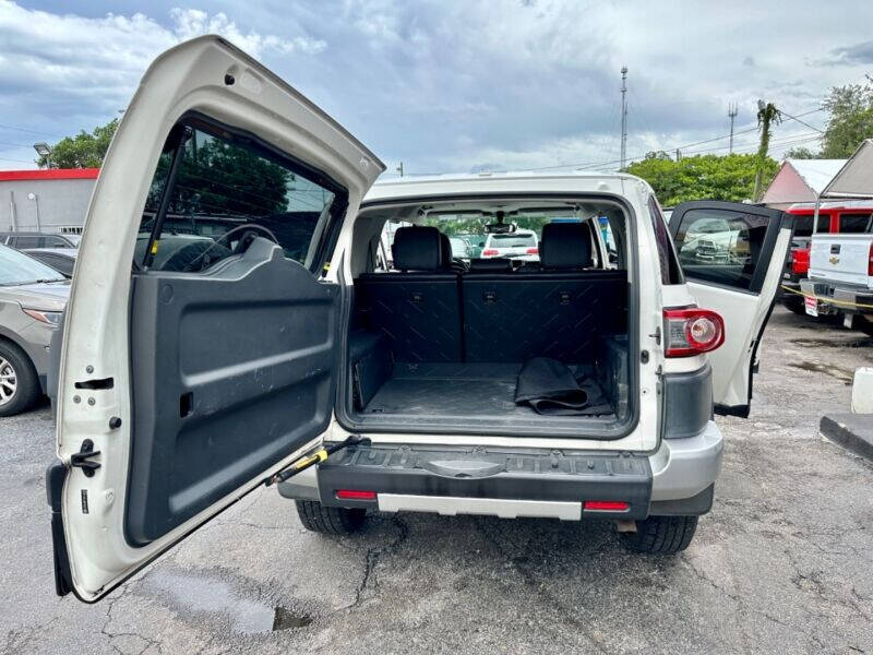 2012 Toyota FJ Cruiser  - $18,995