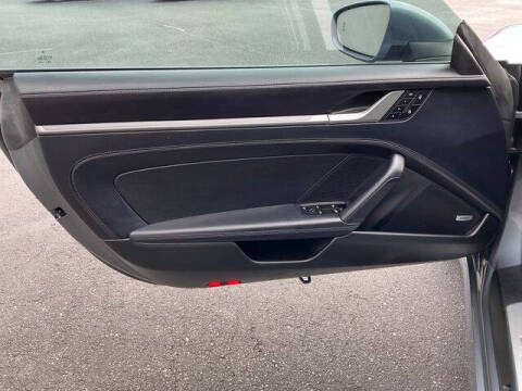 2025 Porsche 911 Carrera