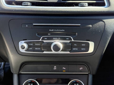 2017 Audi Q3 2.0T Premium Plus