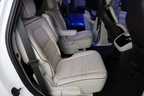 2022 Lincoln Navigator Black Label