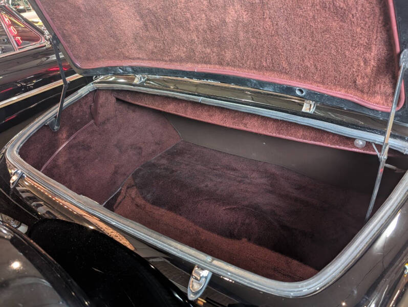 1941 Lincoln Continental