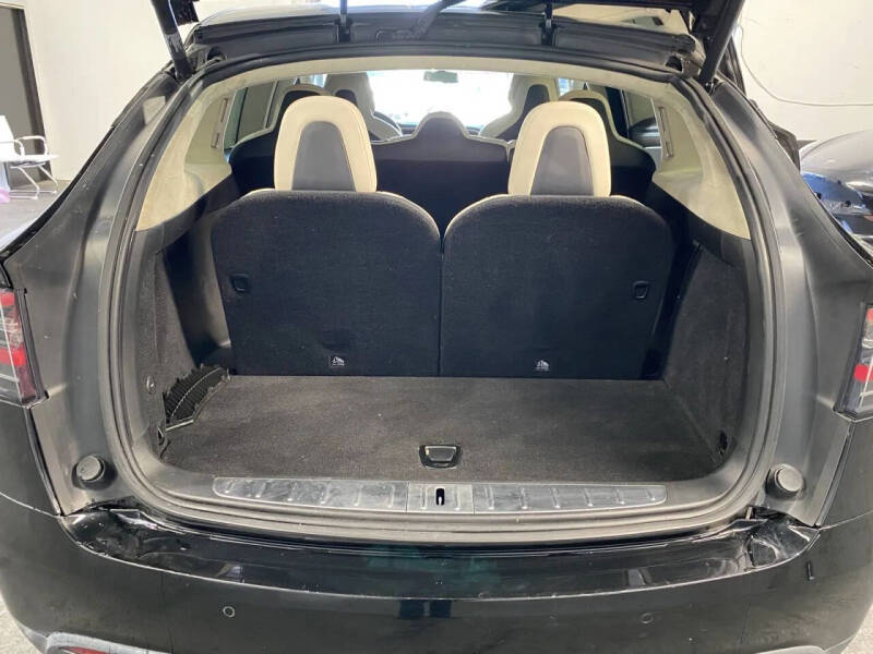 2017 Tesla Model X 75D