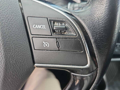 2016 Mitsubishi Outlander ES