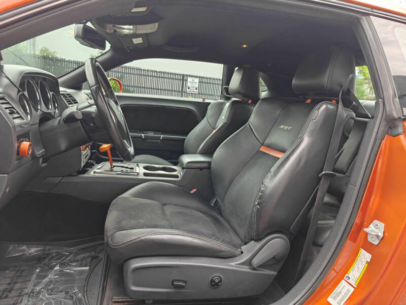 2011 Dodge Challenger SRT8 392