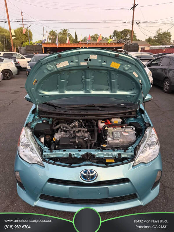 2014 Toyota Prius c