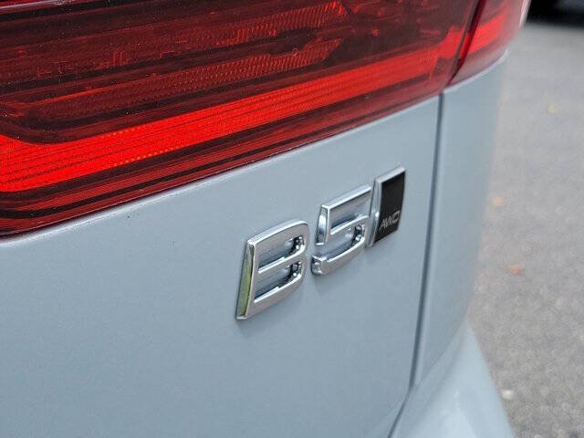 2026 Volvo XC60 B5 Core