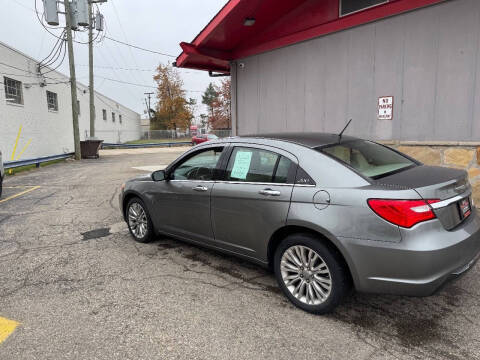 2013 Chrysler 200 Limited