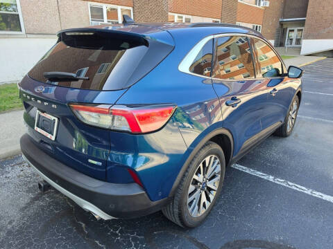 2020 Ford Escape Titanium