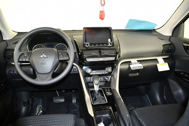 2026 Mitsubishi Eclipse Cross LE