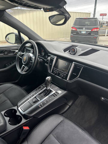 2016 Porsche Macan S