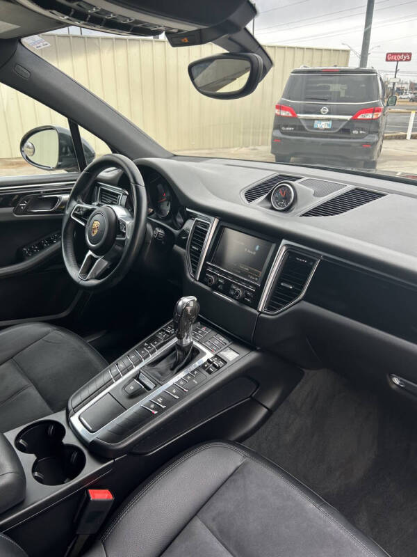 2016 Porsche Macan S