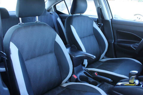 2020 Nissan Versa SV