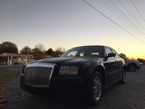 2005 Chrysler 300 for sale at Deluxe Auto Group Inc in Conover NC