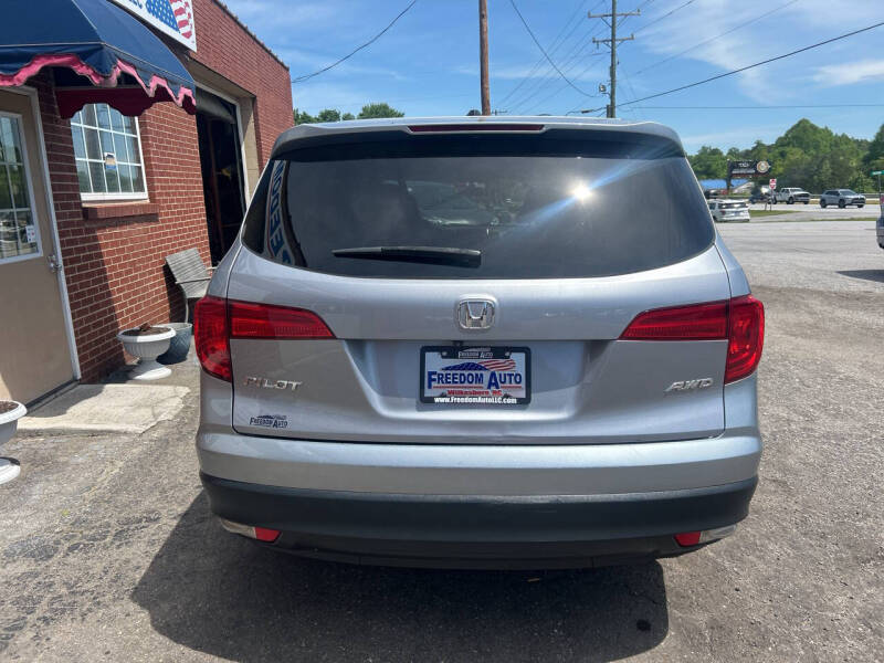 2017 Honda Pilot EX